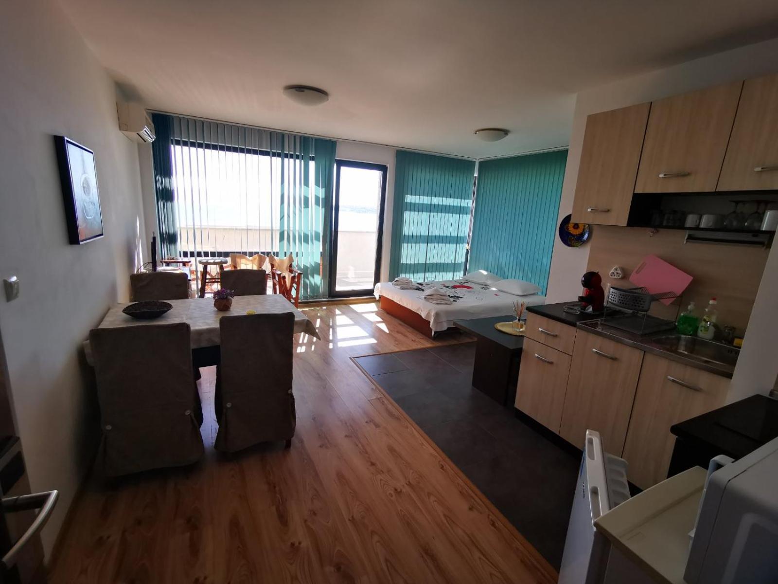 Azur Apartments Sozopol Eksteriør billede