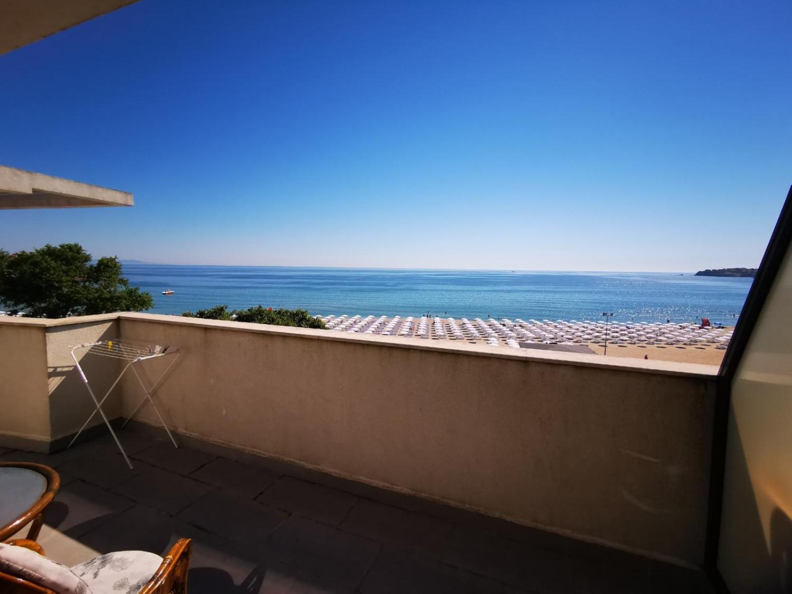 Azur Apartments Sozopol Eksteriør billede