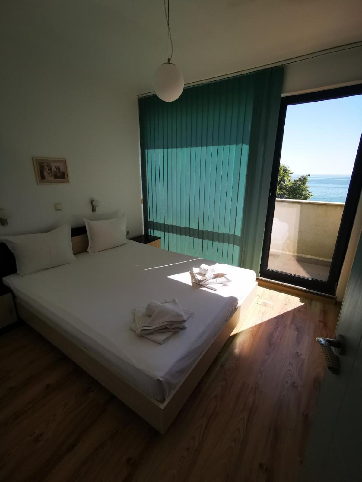 Azur Apartments Sozopol Eksteriør billede