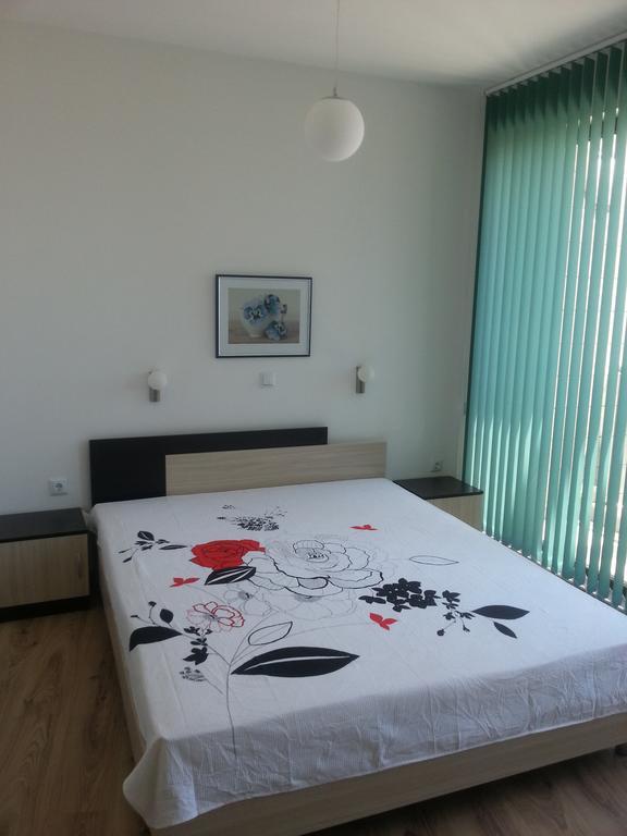 Azur Apartments Sozopol Eksteriør billede